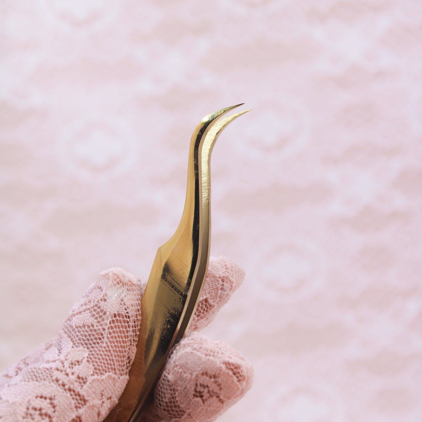 Esther Ergonomic Curved Lash Tweezer - Limited Edition Vesper Tweezer Collection